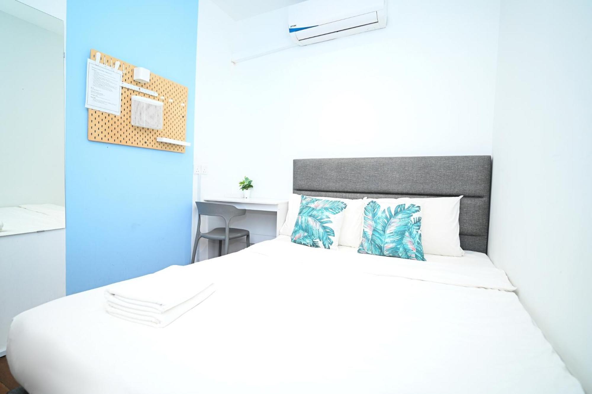 Swing & Pillows @ Beach Street George Town Exterior photo